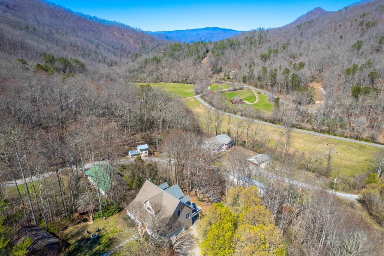 Beary Relaxing Villa Bryson City Exterior photo